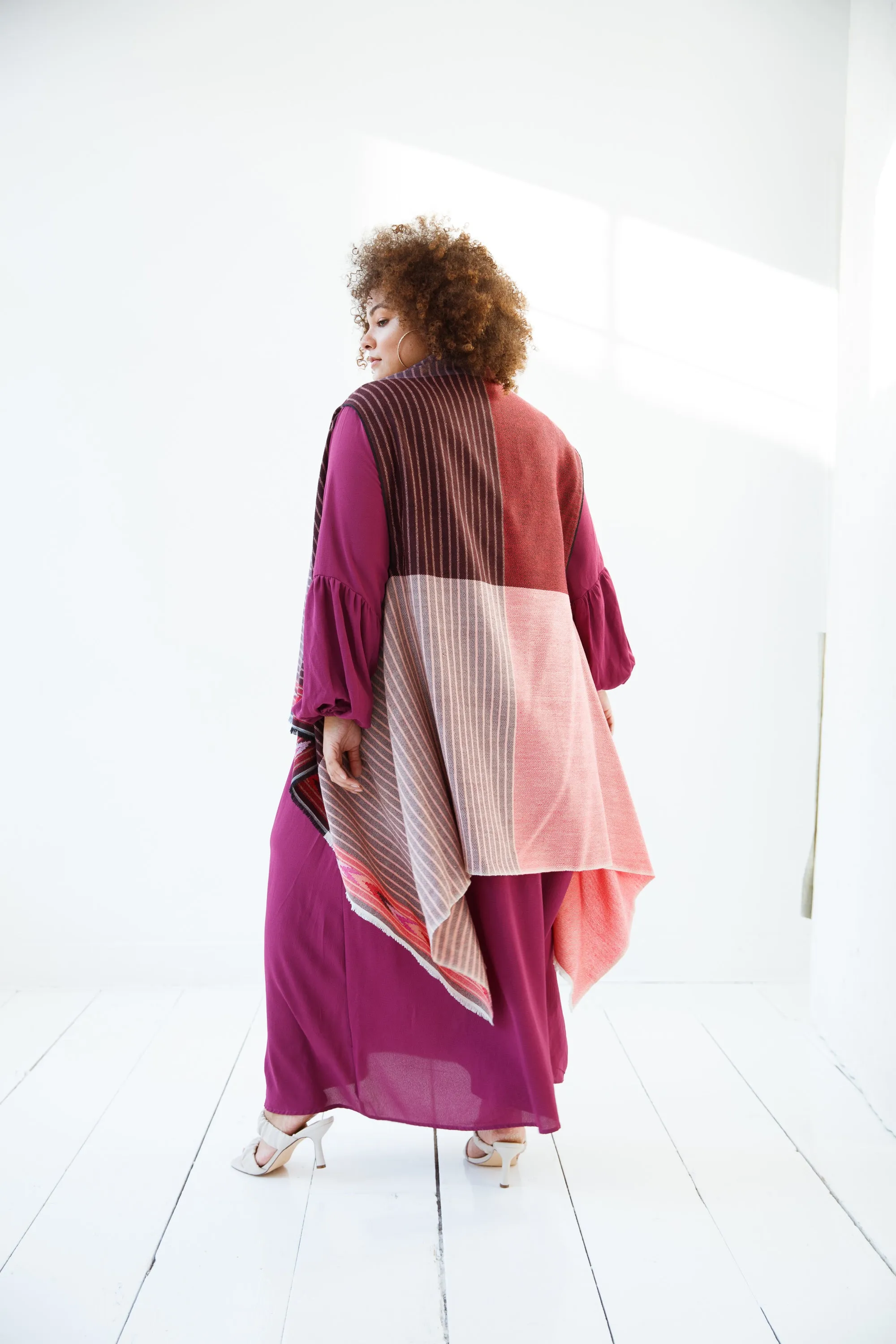 JULAHAS  Light Wool Cape Fusion Red Plus