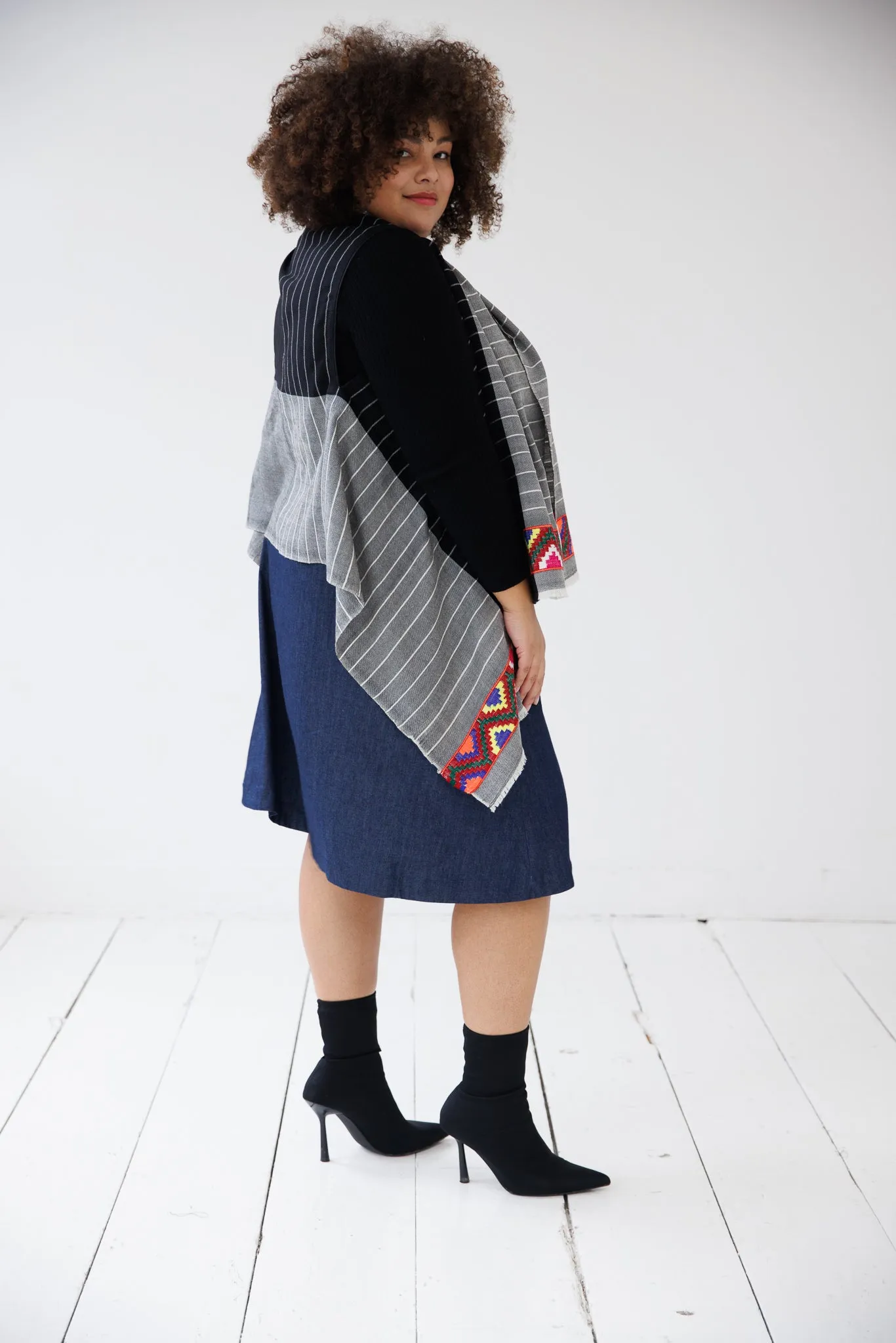 NEW! JULAHAS  Light Wool Cape Fusion Patti