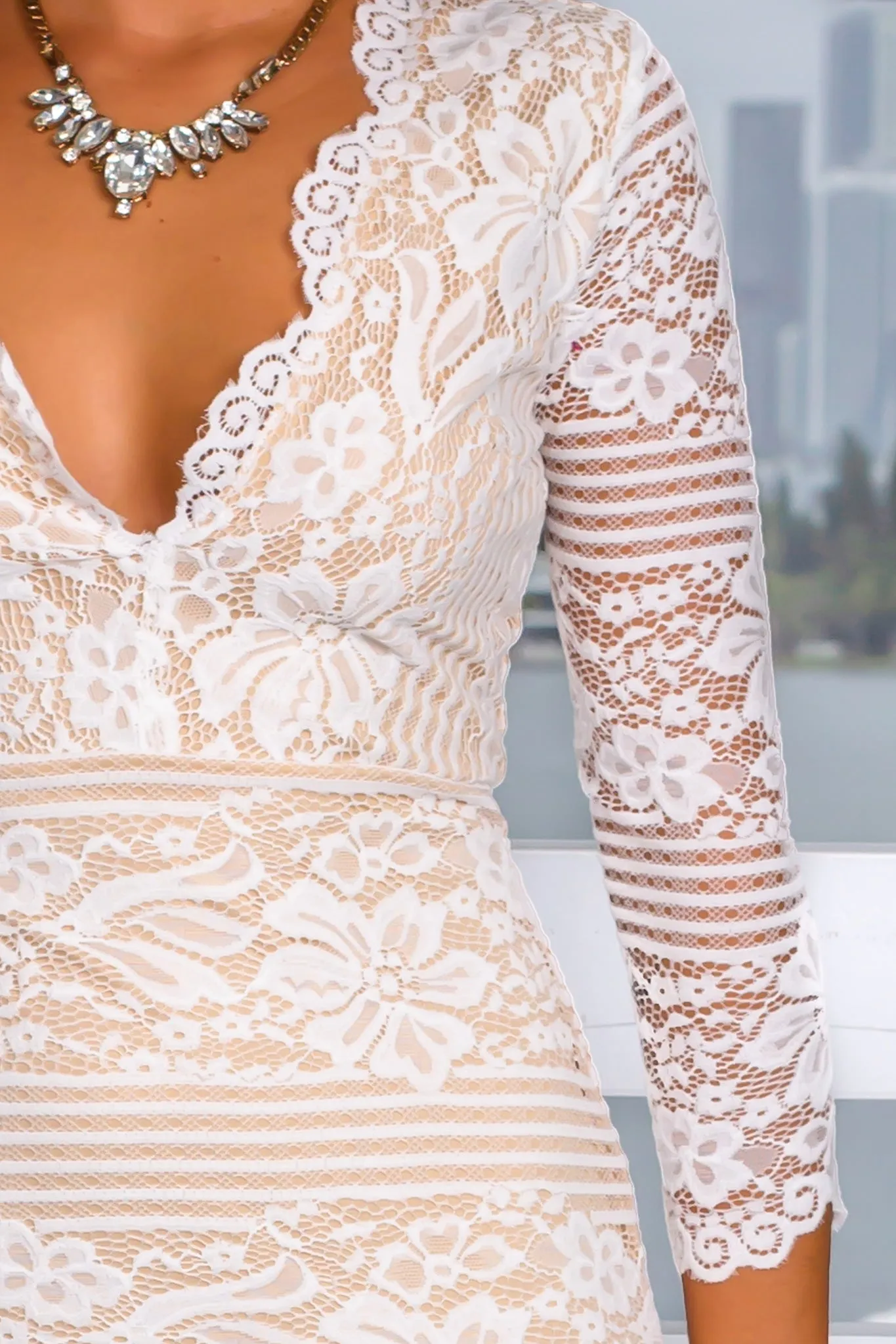 White and Beige Lace Short Dress with Sleeves