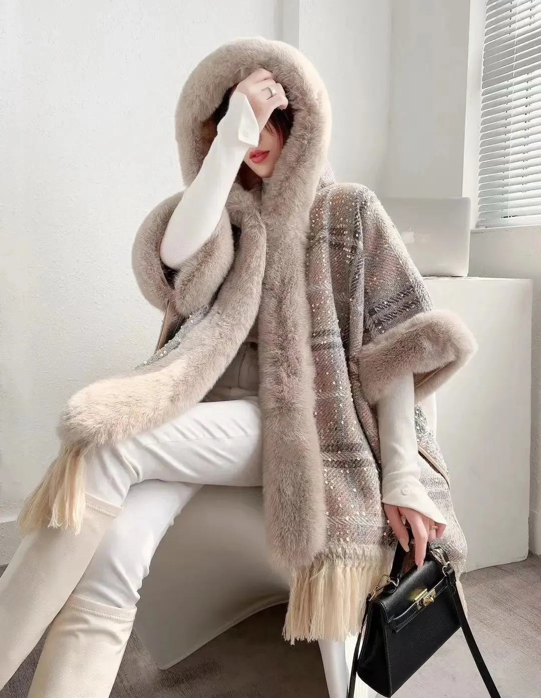 Winter Poncho Shawl Cloak Faux Fur Collar  Loose Cape  Streetwear Coats